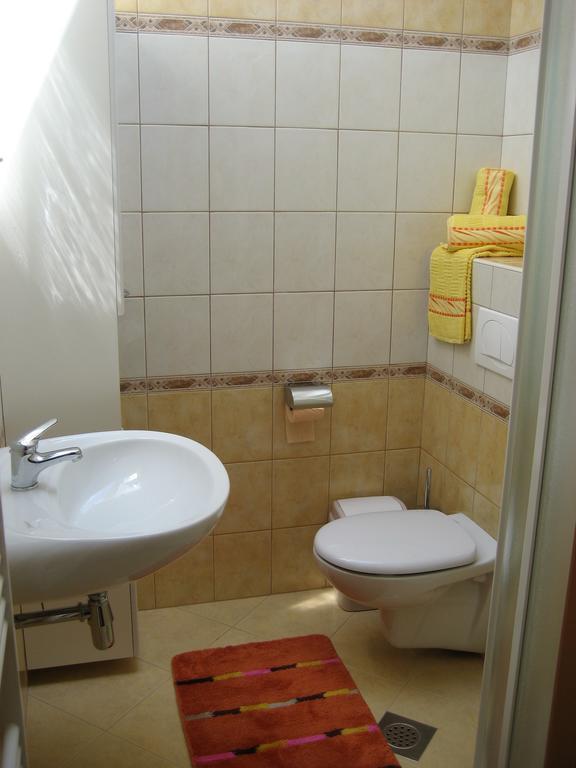 Appartement Turisticna Kmetija Pri Rebkovih à Ajdovščina Chambre photo