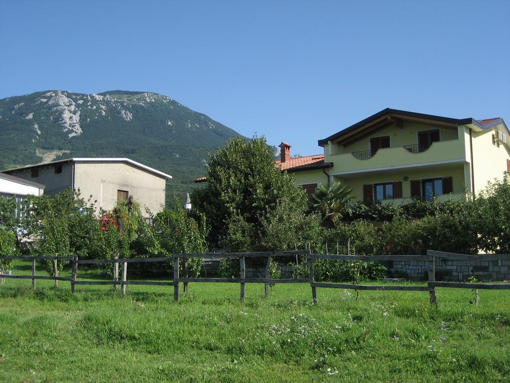 Appartement Turisticna Kmetija Pri Rebkovih à Ajdovščina Extérieur photo